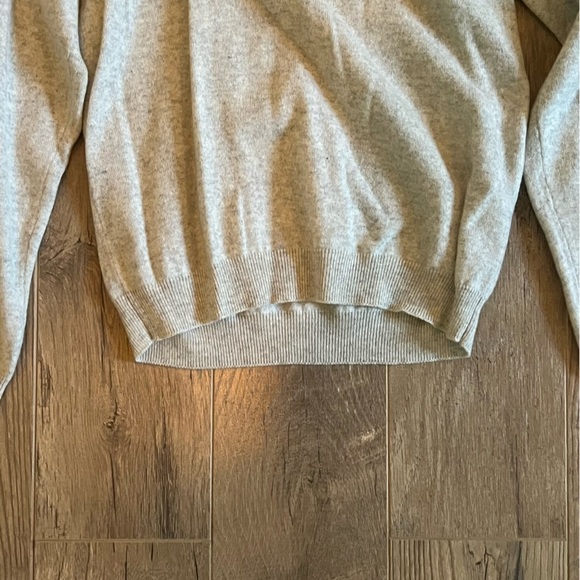 Babe Didrikson Women’s Gray Sweater Size Medium - Picture 3 of 5